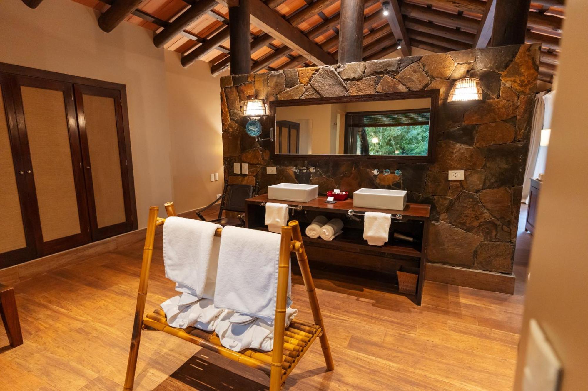 Loi Iguazu Hotel